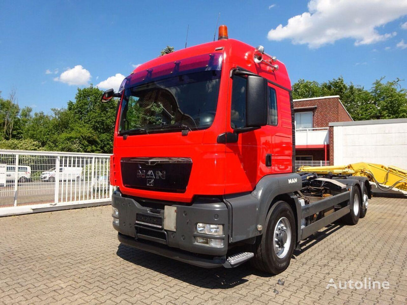 MAN TGS 26.480 Hook lift truck 6x2 - Камион со кука за подигање: слика 3 MAN TGS 26.480 Hook lift truck 6x2 - Камион со кука за подигање: слика 3