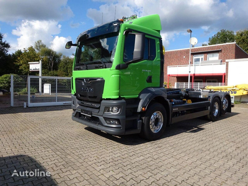 MAN TGS 26.520 Hook lift - Камион со кука за подигање: слика 1 MAN TGS 26.520 Hook lift - Камион со кука за подигање: слика 1