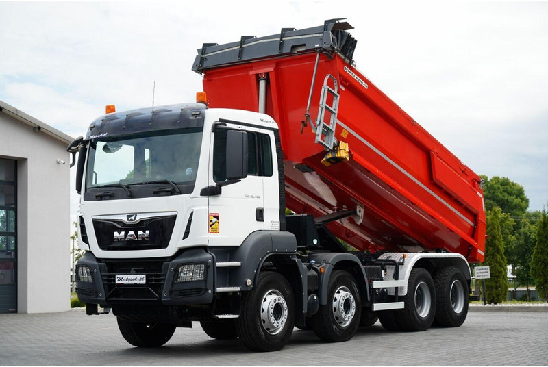 MAN TGS 35.460 / 8X4 / WYWROTKA TYLNOZSYPOWA / HYDROKLAPA / 2018 ROK - Кипер: слика 1 MAN TGS 35.460 / 8X4 / WYWROTKA TYLNOZSYPOWA / HYDROKLAPA / 2018 ROK - Кипер: слика 1