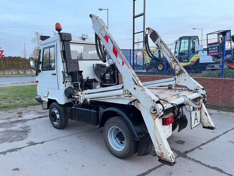 MULTICAR M26 Profi Line - Skip loader truck - Камион за подигање контејнери: слика 4 MULTICAR M26 Profi Line - Skip loader truck - Камион за подигање контејнери: слика 4