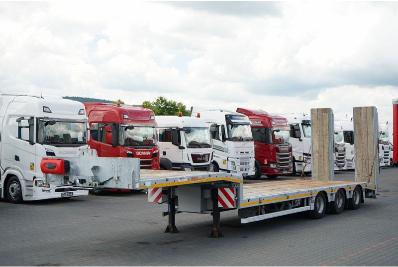 Max Trailer NACZEPA LAWETA / NISKOPODWOZIOWA / 12,35 M / NAJAZDY HYDRAULICZN - Полуприколка за низок утовар: слика 2 Max Trailer NACZEPA LAWETA / NISKOPODWOZIOWA / 12,35 M / NAJAZDY HYDRAULICZN - Полуприколка за низок утовар: слика 2