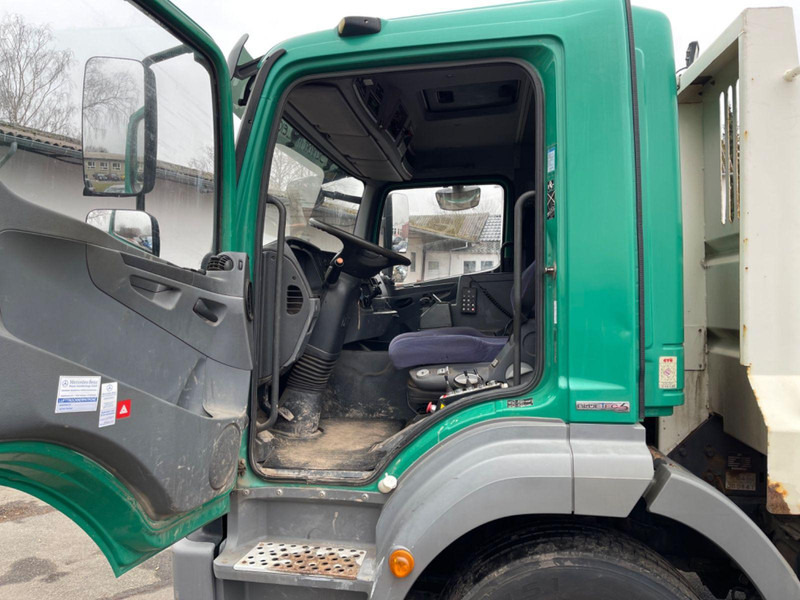 Лизинг на Mercedes-Benz 1833 Absetzkipper Bluetec 5 Klima 2 Hand Orig Km Mercedes-Benz 1833 Absetzkipper Bluetec 5 Klima 2 Hand Orig Km: слика 17 Лизинг на Mercedes-Benz 1833 Absetzkipper Bluetec 5 Klima 2 Hand Orig Km Mercedes-Benz 1833 Absetzkipper Bluetec 5 Klima 2 Hand Orig Km: слика 17