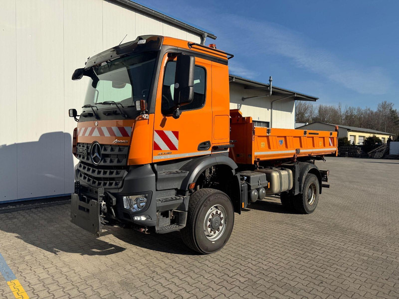 Mercedes-Benz 2036 AK 4x4 3-Way Meiller Tipper Crane HIAB XS088BS-2HiDuo - Кипер, Камион со кран: слика 1 Mercedes-Benz 2036 AK 4x4 3-Way Meiller Tipper Crane HIAB XS088BS-2HiDuo - Кипер, Камион со кран: слика 1