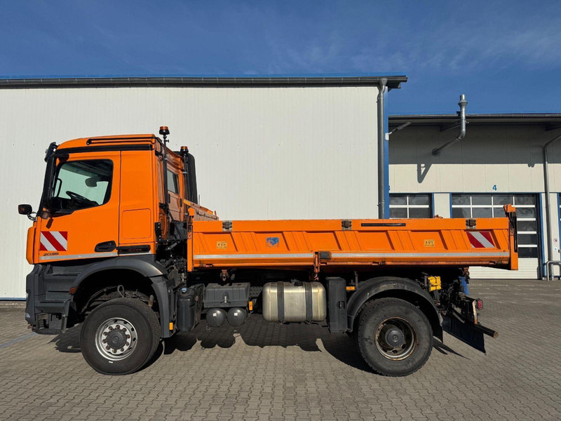 Mercedes-Benz 2036 AK 4x4 3-Way Meiller Tipper Crane HIAB XS088BS-2HiDuo - Кипер, Камион со кран: слика 2 Mercedes-Benz 2036 AK 4x4 3-Way Meiller Tipper Crane HIAB XS088BS-2HiDuo - Кипер, Камион со кран: слика 2
