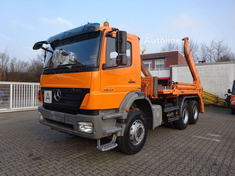 Mercedes-Benz 2633 Axor - Skip loader - Камион за подигање контејнери: слика 2 Mercedes-Benz 2633 Axor - Skip loader - Камион за подигање контејнери: слика 2