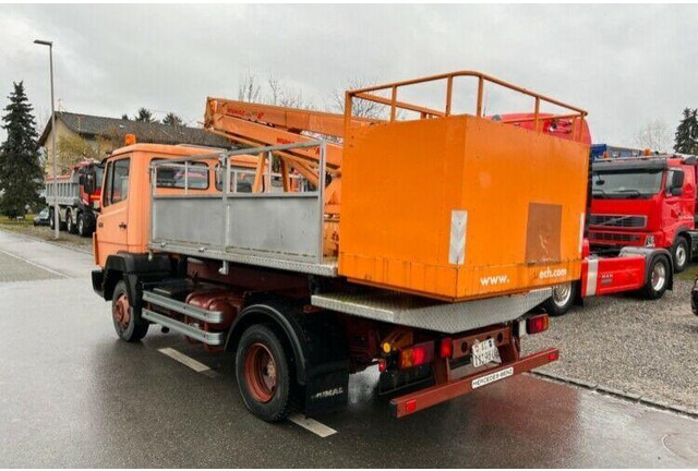 Mercedes-Benz 709 Bucket truck Wumag 14 m - Камион со подигачка кошница: слика 3 Mercedes-Benz 709 Bucket truck Wumag 14 m - Камион со подигачка кошница: слика 3