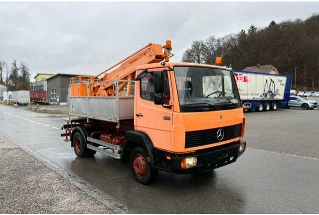 Mercedes-Benz 709 Bucket truck Wumag 14 m - Камион со подигачка кошница: слика 2 Mercedes-Benz 709 Bucket truck Wumag 14 m - Камион со подигачка кошница: слика 2