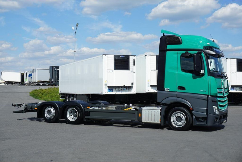 Mercedes-Benz ACTROS / 2548 / ACC / E 6 / MP 5 / MEGA / BDF 7,82 M / RETARDER - Транспортер на контејнер/ Камион со променливо тело: слика 4 Mercedes-Benz ACTROS / 2548 / ACC / E 6 / MP 5 / MEGA / BDF 7,82 M / RETARDER - Транспортер на контејнер/ Камион со променливо тело: слика 4