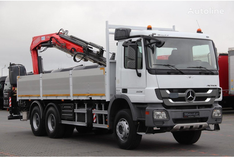 Mercedes-Benz ACTROS 3336 - Камион со платформа, Камион со кран: слика 2 Mercedes-Benz ACTROS 3336 - Камион со платформа, Камион со кран: слика 2