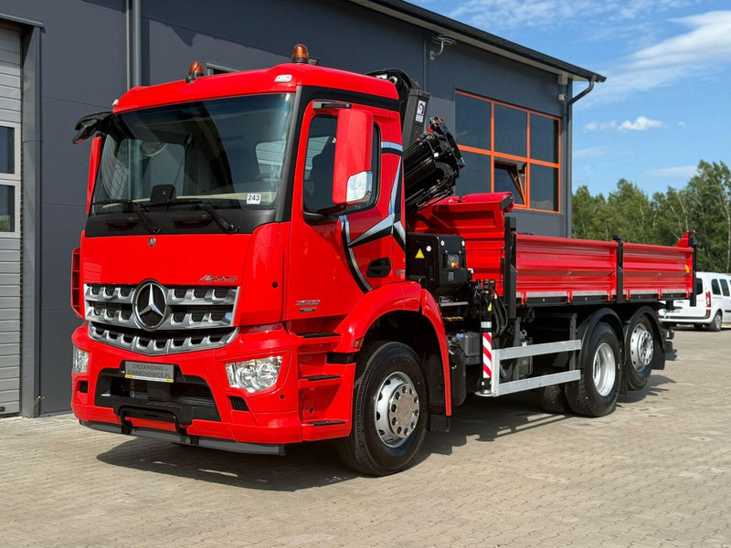 Mercedes-Benz AROCS 2532 // E6 // wywrotka 3-Stronna + HIAB HIDUO 158 B-2 // 6 - Кипер, Камион со кран: слика 4 Mercedes-Benz AROCS 2532 // E6 // wywrotka 3-Stronna + HIAB HIDUO 158 B-2 // 6 - Кипер, Камион со кран: слика 4