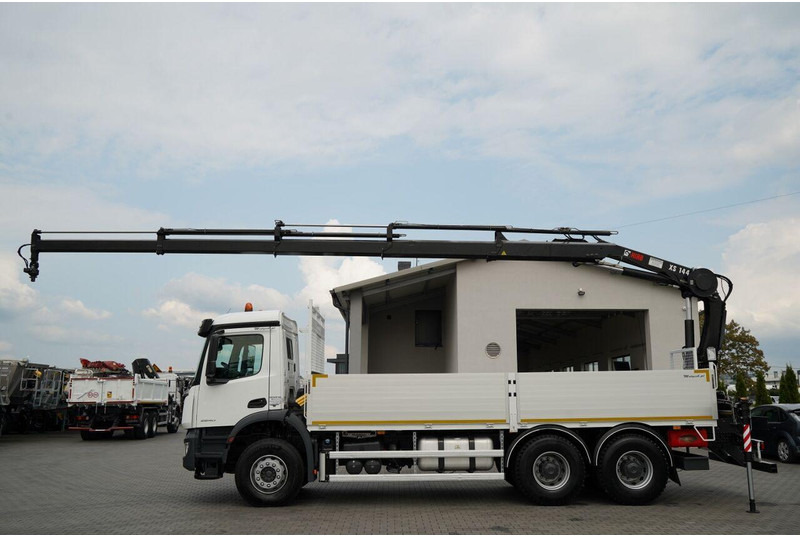 Mercedes-Benz / AROCS 2640 / 6x4 / SKRZYNIOWY - 6,5 M / HDS HIAB XS 144 / wysó - Камион со платформа, Камион со кран: слика 3 Mercedes-Benz / AROCS 2640 / 6x4 / SKRZYNIOWY - 6,5 M / HDS HIAB XS 144 / wysó - Камион со платформа, Камион со кран: слика 3