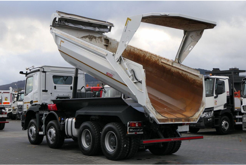 Mercedes-Benz AROCS 3246 / 8x4 / WYWROTKA / TYLNOZSYP / EURO 6 / OPONY 100 % - Кипер: слика 3 Mercedes-Benz AROCS 3246 / 8x4 / WYWROTKA / TYLNOZSYP / EURO 6 / OPONY 100 % - Кипер: слика 3