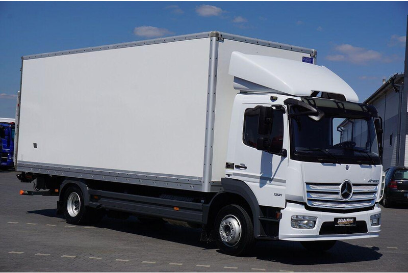 Mercedes-Benz ATEGO / 1221 / ACC / EURO 6 / KONTENER + WINDA / 17 PALET - Камион сандучар: слика 2 Mercedes-Benz ATEGO / 1221 / ACC / EURO 6 / KONTENER + WINDA / 17 PALET - Камион сандучар: слика 2