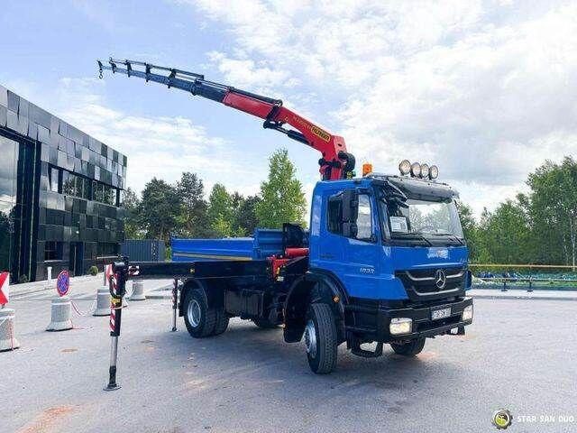 Mercedes-Benz AXOR 1833 4x4 Palfinger PK 22002 EH Crane Winch - Кипер, Камион со кран: слика 2 Mercedes-Benz AXOR 1833 4x4 Palfinger PK 22002 EH Crane Winch - Кипер, Камион со кран: слика 2