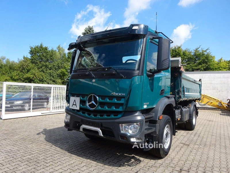 Mercedes-Benz Actros 1833 - Tipper - Кипер: слика 2 Mercedes-Benz Actros 1833 - Tipper - Кипер: слика 2