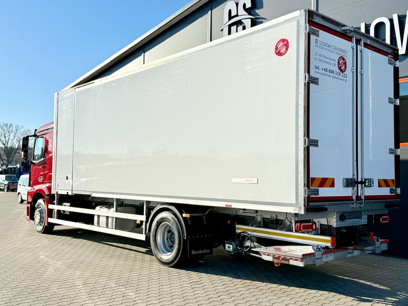 Mercedes-Benz Actros 1835 / E6 / chłodnia 19 Epal / NOWY MODEL ! / Sypialka - Камион ладилник: слика 4 Mercedes-Benz Actros 1835 / E6 / chłodnia 19 Epal / NOWY MODEL ! / Sypialka - Камион ладилник: слика 4