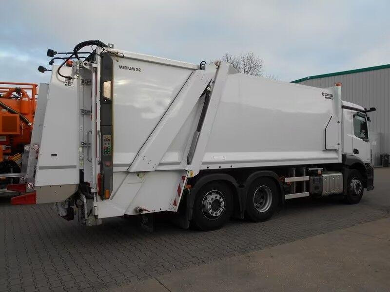 Mercedes-Benz Actros 2536 - Garbage truck - Камион за ѓубре: слика 3 Mercedes-Benz Actros 2536 - Garbage truck - Камион за ѓубре: слика 3