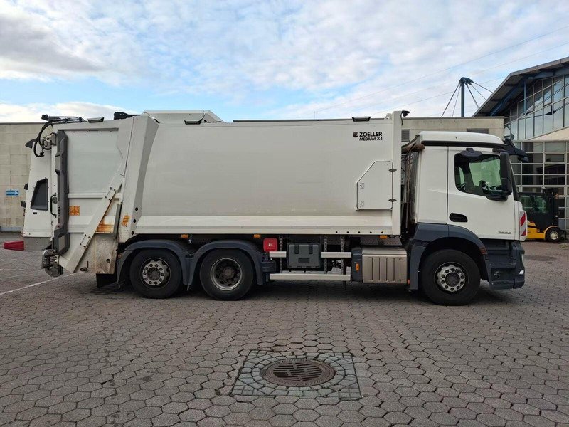 Mercedes-Benz Actros 2536 - Garbage truck - Камион за ѓубре: слика 4 Mercedes-Benz Actros 2536 - Garbage truck - Камион за ѓубре: слика 4