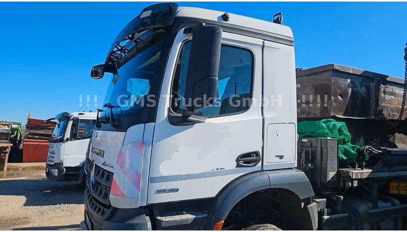 Mercedes-Benz Arocs 1835 - Meiller Absetzkipper - Камион за подигање контејнери: слика 3 Mercedes-Benz Arocs 1835 - Meiller Absetzkipper - Камион за подигање контејнери: слика 3