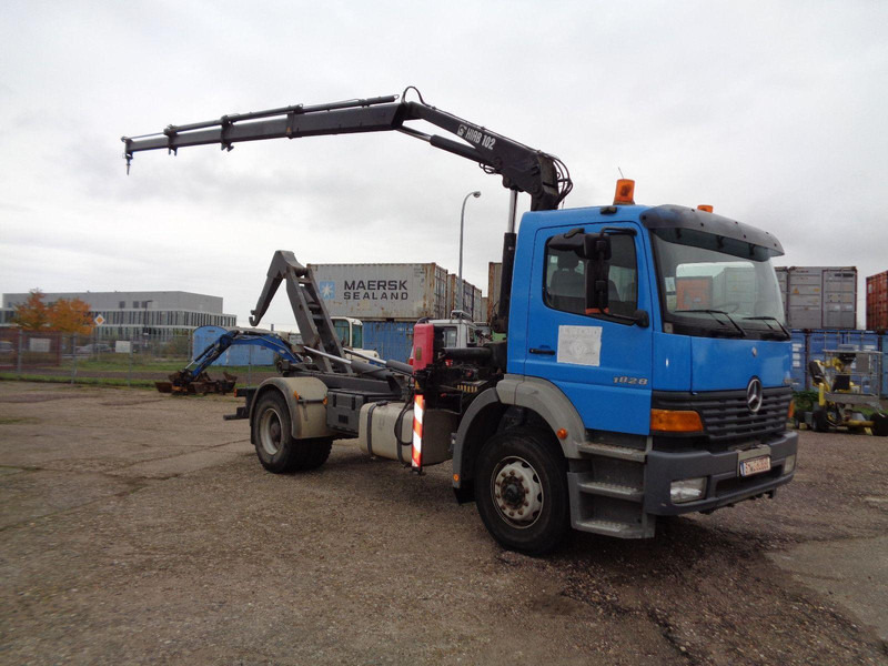 Mercedes-Benz Atego 1828 Hook lift truck + Crane Hiab 102 - Камион со кука за подигање, Камион со кран: слика 2 Mercedes-Benz Atego 1828 Hook lift truck + Crane Hiab 102 - Камион со кука за подигање, Камион со кран: слика 2