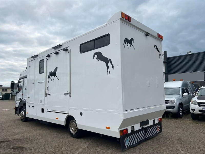 Mercedes-Benz Atego 823 - Horse transporter - Камион за коњи: слика 4 Mercedes-Benz Atego 823 - Horse transporter - Камион за коњи: слика 4
