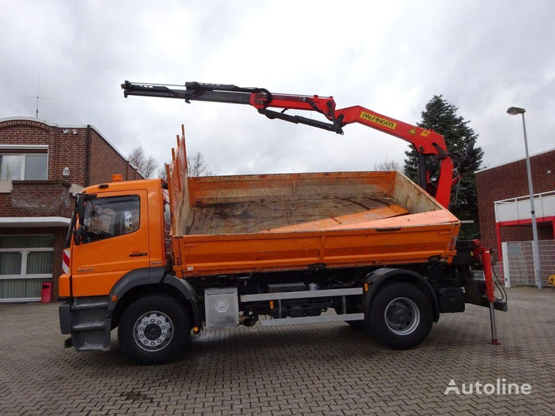 Mercedes-Benz Axor 1833 - 2 way tipper+crane - Кипер, Камион со кран: слика 4 Mercedes-Benz Axor 1833 - 2 way tipper+crane - Кипер, Камион со кран: слика 4