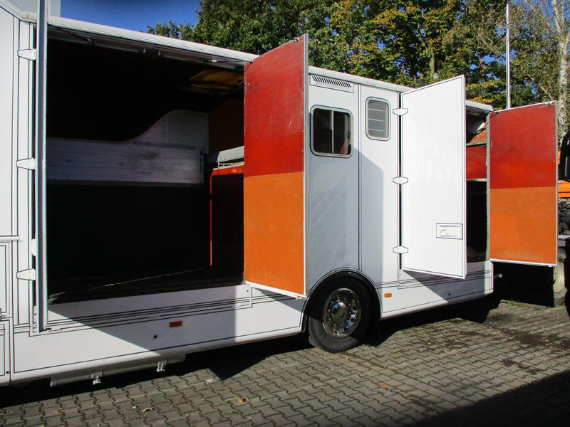 Mercedes-Benz Axor 1833 - Horse transporter - Камион за коњи: слика 5 Mercedes-Benz Axor 1833 - Horse transporter - Камион за коњи: слика 5