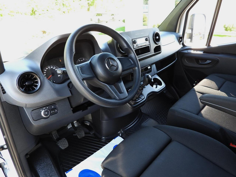 Mercedes-Benz SPRINTER 315 - Комбе фургон: слика 2 Mercedes-Benz SPRINTER 315 - Комбе фургон: слика 2