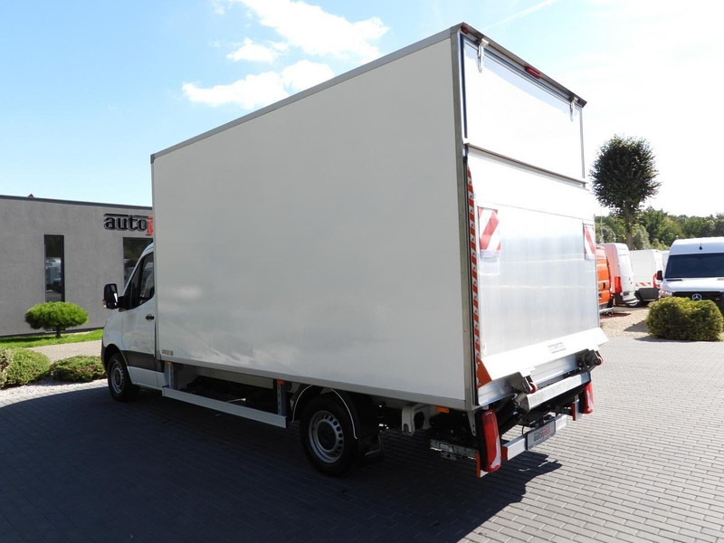 Комбе фургон Mercedes-Benz SPRINTER 315: слика 9