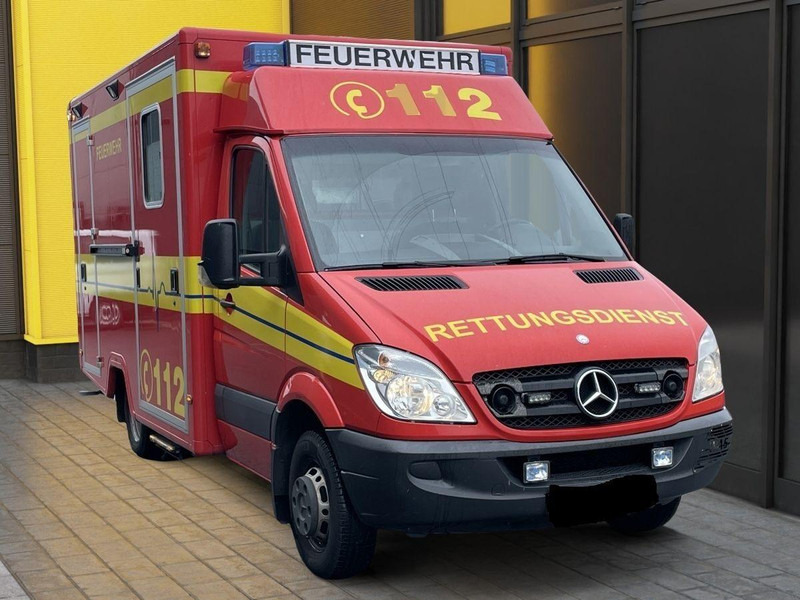 Mercedes-Benz Sprinter 516 CDI Ambulance car - Амбулантно возило: слика 2 Mercedes-Benz Sprinter 516 CDI Ambulance car - Амбулантно возило: слика 2