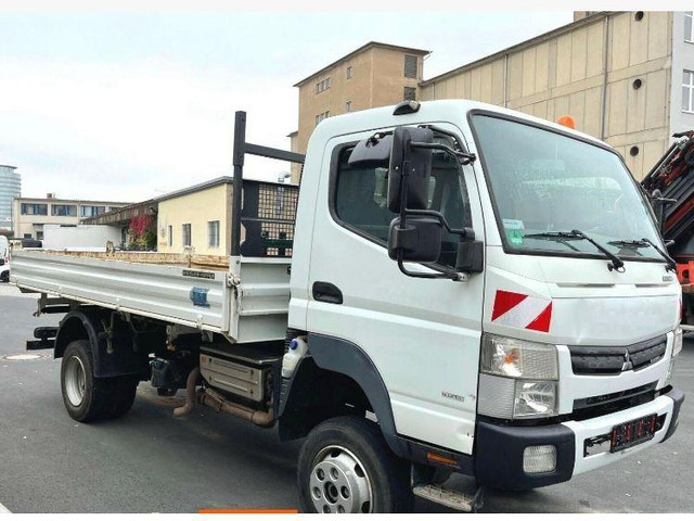 Mitsubishi Fuso 4x4 3 way tipper - Кипер: слика 2 Mitsubishi Fuso 4x4 3 way tipper - Кипер: слика 2