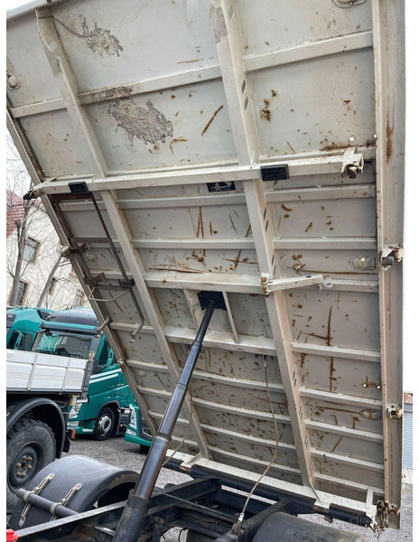 Mitsubishi Fuso 4x4 3 way tipper - Кипер: слика 5 Mitsubishi Fuso 4x4 3 way tipper - Кипер: слика 5