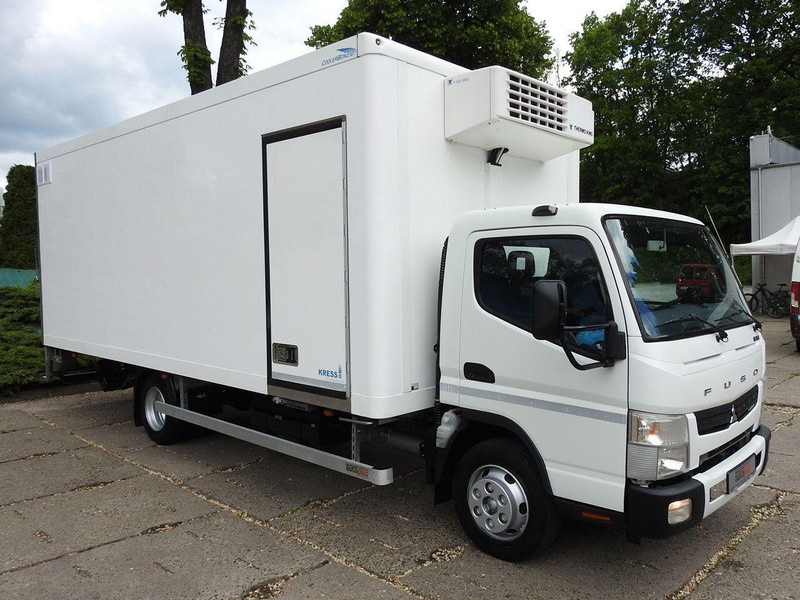 Mitsubishi Fuso CANTER FUSO 7C15 KONTENER CHŁODNIA WINDA 14 PALET -4*C ZASILANIE - Камион ладилник: слика 4 Mitsubishi Fuso CANTER FUSO 7C15 KONTENER CHŁODNIA WINDA 14 PALET -4*C ZASILANIE - Камион ладилник: слика 4