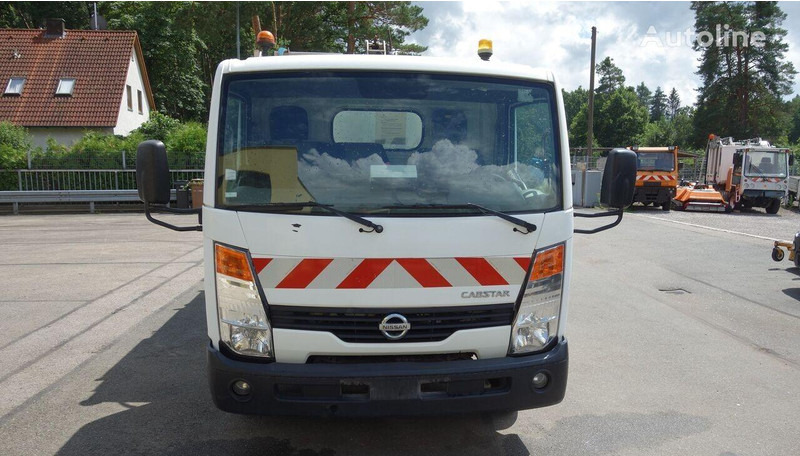 Nissan Cabstar 45.13 - Камион за ѓубре: слика 2 Nissan Cabstar 45.13 - Камион за ѓубре: слика 2