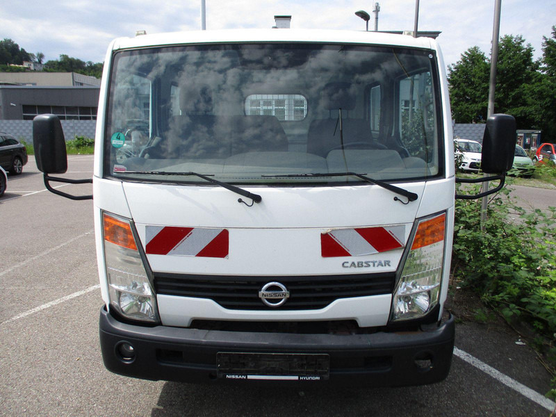 Nissan Cabstar Cabstar 35.XX Doppelkabine - Камион со платформа: слика 4 Nissan Cabstar Cabstar 35.XX Doppelkabine - Камион со платформа: слика 4