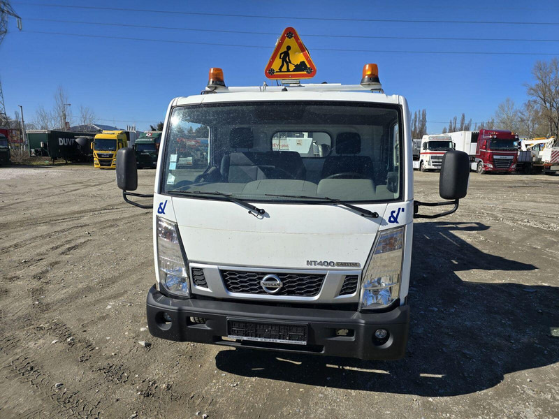 Nissan Cabstar NT 400 Oil & Steel Snake 2010H - 20m - 2 pieces - Камион со подигачка кошница: слика 3 Nissan Cabstar NT 400 Oil & Steel Snake 2010H - 20m - 2 pieces - Камион со подигачка кошница: слика 3