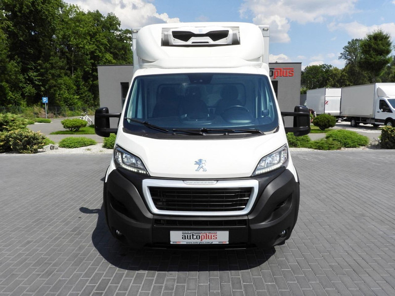 Peugeot BOXER CHŁODNIA KONTENER 0*C 8 PALET TEMPOMAT LEDY KLIMATYZACJA - Комбе фургон: слика 5 Peugeot BOXER CHŁODNIA KONTENER 0*C 8 PALET TEMPOMAT LEDY KLIMATYZACJA - Комбе фургон: слика 5