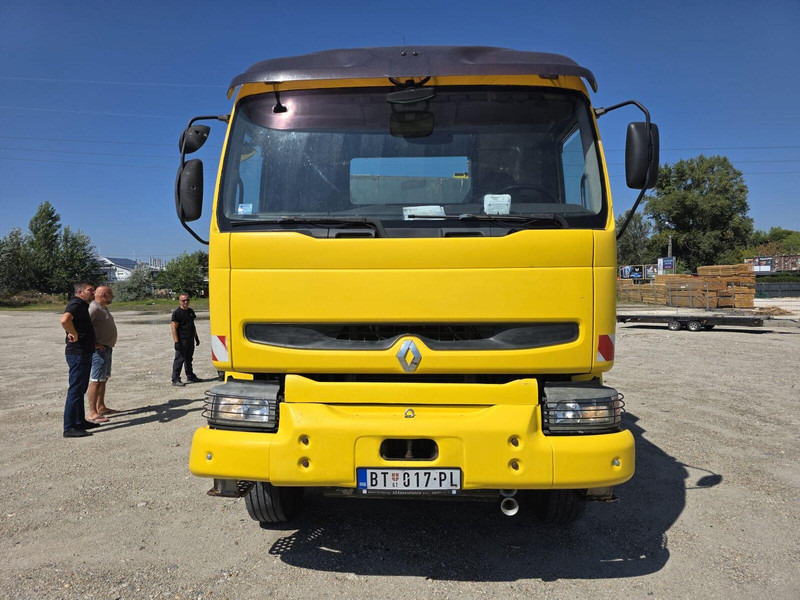 Renault Kerax 420 DCi 8x4 - Road and Service Assistant - Камион за влечење: слика 3 Renault Kerax 420 DCi 8x4 - Road and Service Assistant - Камион за влечење: слика 3