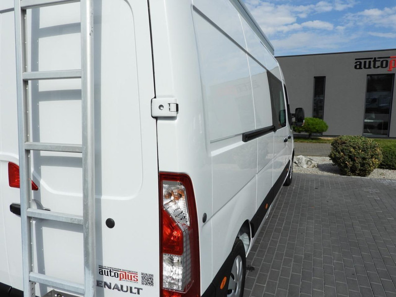 Лизинг на Renault MASTER FURGON BRYGADÓWKA 7 MIEJSC TEMPOMAT NAWIGACJA LEDY KLIMAT Renault MASTER FURGON BRYGADÓWKA 7 MIEJSC TEMPOMAT NAWIGACJA LEDY KLIMAT: слика 17