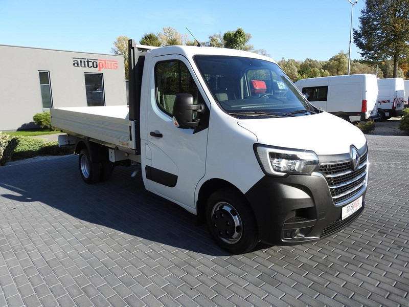Renault MASTER SKRZYNIA TEMPOMAT KLIMATYZACJA LEDY BLIŹNIACZE KOŁA 130K - Комбе со отворен сандак: слика 4 Renault MASTER SKRZYNIA TEMPOMAT KLIMATYZACJA LEDY BLIŹNIACZE KOŁA 130K - Комбе со отворен сандак: слика 4
