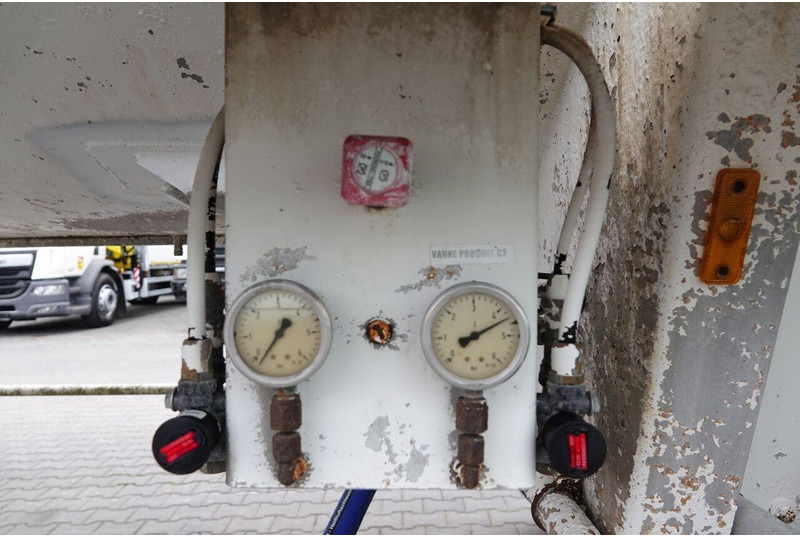 Полуприколка силос за транспорт на цемент SPITZER CEMENTONACZEPA / 37 000 L / SILOS / 3 KOMORY / OSIE SAF / ALUFEL: слика 16