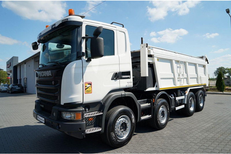 Scania G 410 / 8X4 / ZABUDOWA SAMOWYŁADOWCZA DO ASFALTU / 2X HYDROKLAPA - Асфалтен поплочувач: слика 2 Scania G 410 / 8X4 / ZABUDOWA SAMOWYŁADOWCZA DO ASFALTU / 2X HYDROKLAPA - Асфалтен поплочувач: слика 2