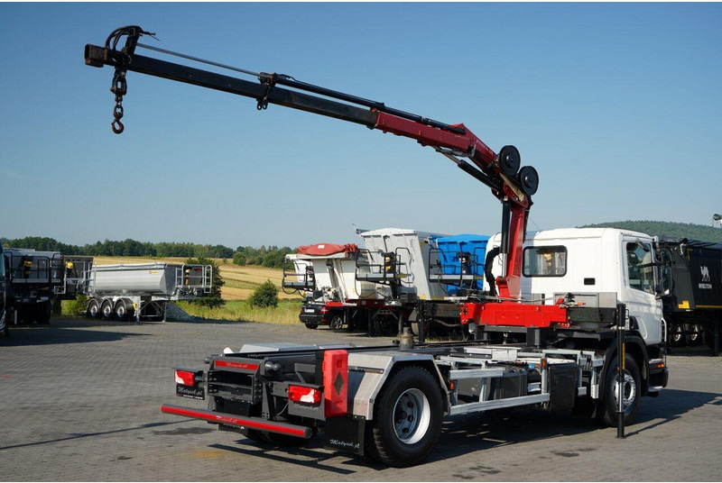 Scania P 280 / 4X2 / SIŁOWNIK DO WYWROTU / + HDS HMF 635 / UDŹWIG 1 500 - Кипер: слика 4 Scania P 280 / 4X2 / SIŁOWNIK DO WYWROTU / + HDS HMF 635 / UDŹWIG 1 500 - Кипер: слика 4