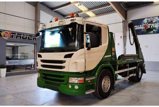 Scania P360 - Камион за подигање контејнери: слика 2 Scania P360 - Камион за подигање контејнери: слика 2