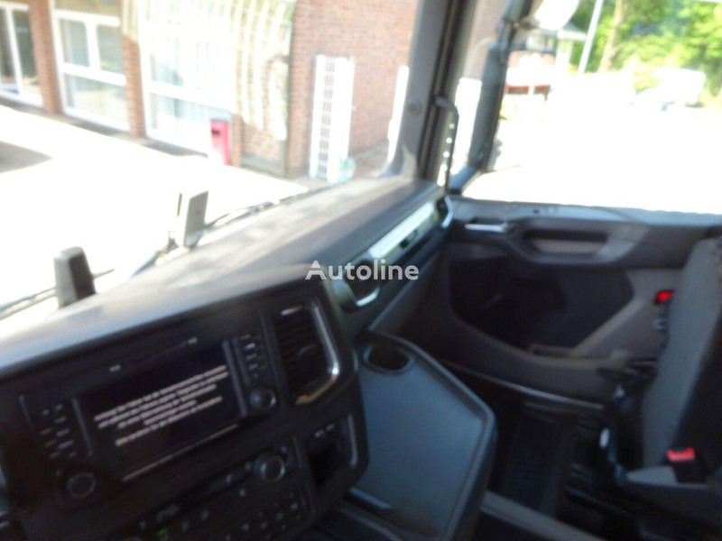 Камион со кука за подигање Scania R450 Hook lift truck 6x2: слика 14
