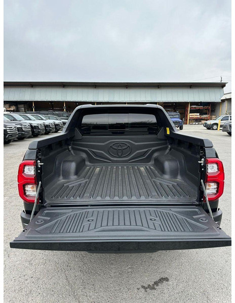 Toyota Hilux Armored SUV - SUV: слика 5 Toyota Hilux Armored SUV - SUV: слика 5