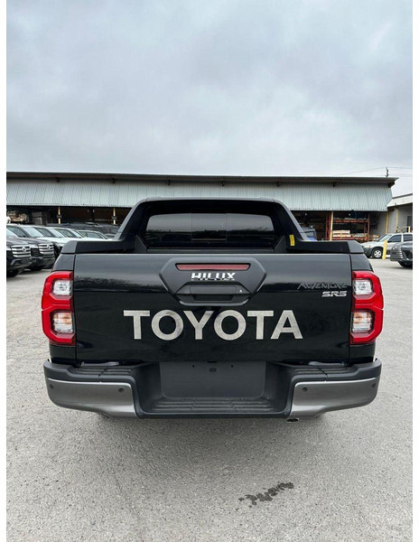 Toyota Hilux Armored SUV - SUV: слика 4 Toyota Hilux Armored SUV - SUV: слика 4