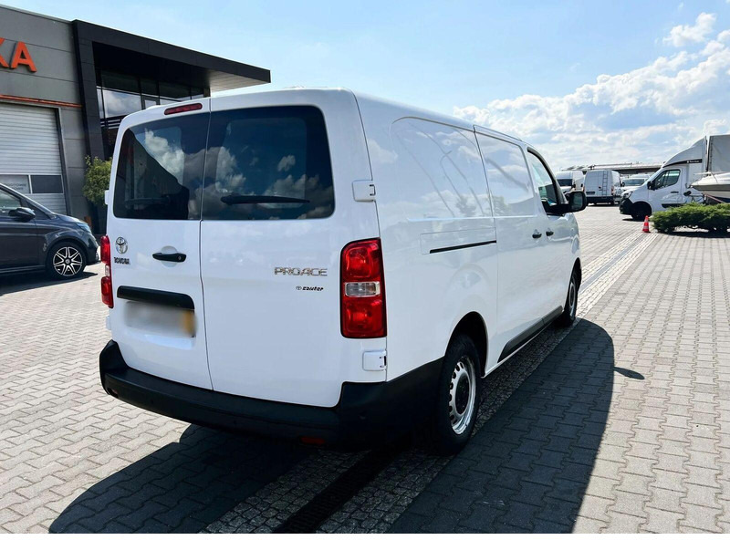 Toyota Proace Long Lang Maxi Import DE - Комбе фургон: слика 4 Toyota Proace Long Lang Maxi Import DE - Комбе фургон: слика 4