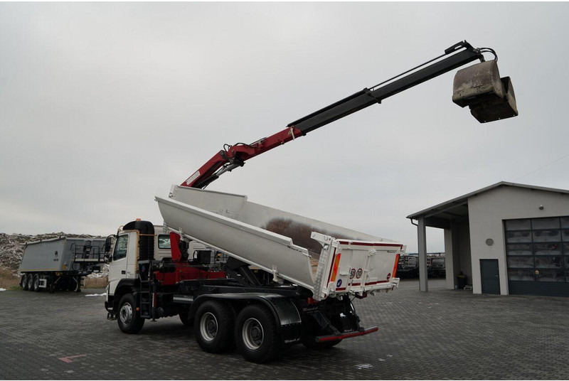 Volvo FMX 380 / 6x4 / WYWROTKA + HDS HMF 1820 K2 / HYDROBURTA / STEROW - Кипер, Камион со кран: слика 3 Volvo FMX 380 / 6x4 / WYWROTKA + HDS HMF 1820 K2 / HYDROBURTA / STEROW - Кипер, Камион со кран: слика 3