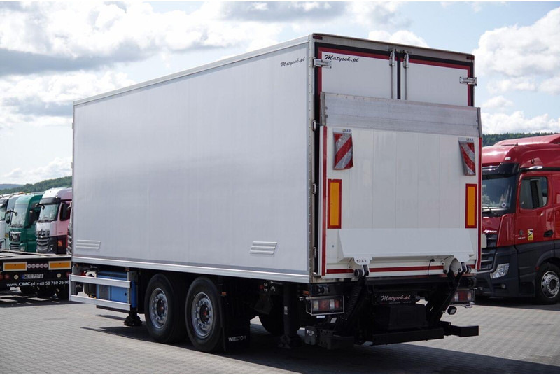 Wielton PRZYCZEPA CHŁODNIA / IGLOOCAR / THERMO KING - FRIGOBLOCK / WINDA - Приколка ладилник: слика 4 Wielton PRZYCZEPA CHŁODNIA / IGLOOCAR / THERMO KING - FRIGOBLOCK / WINDA - Приколка ладилник: слика 4